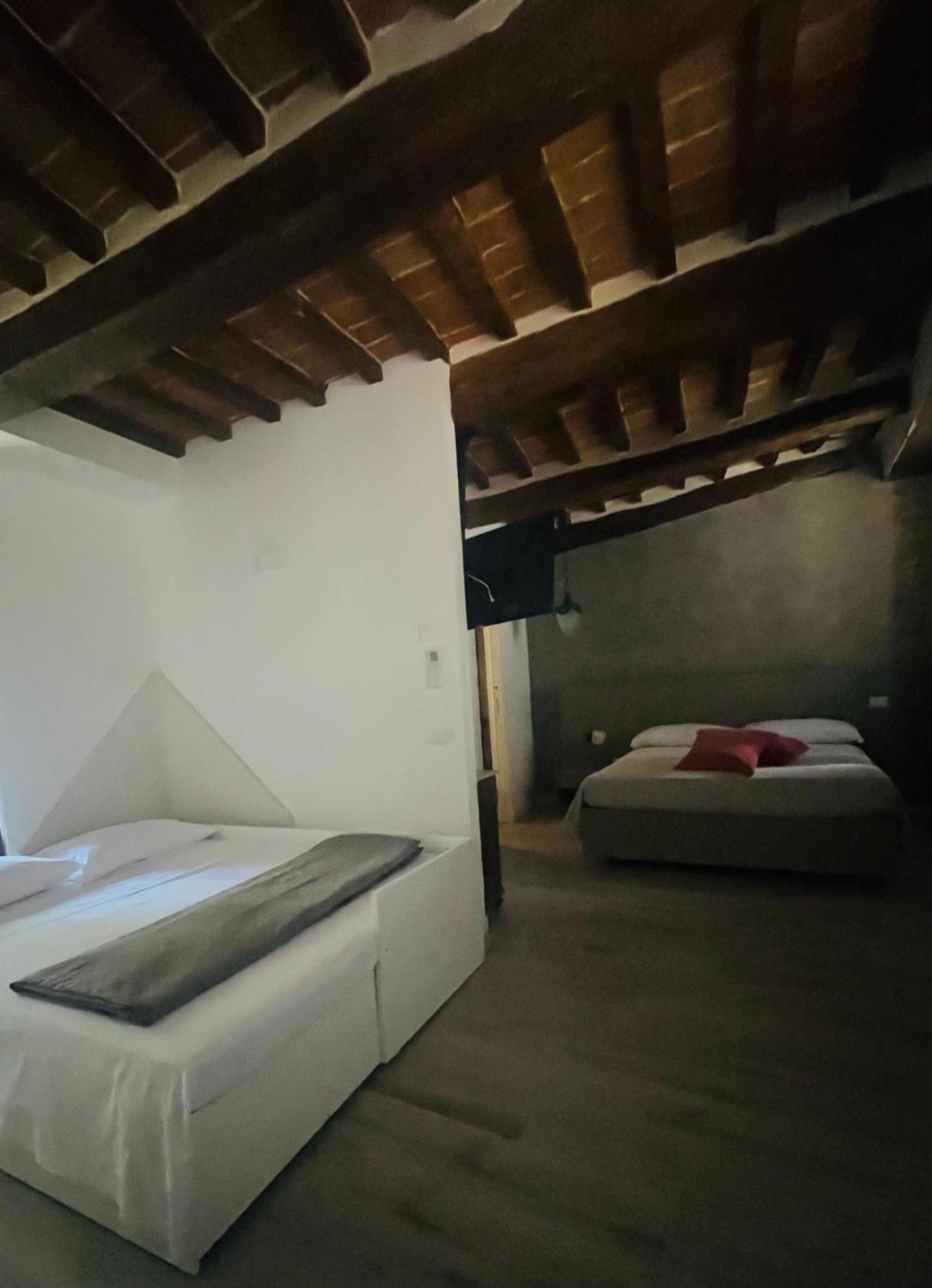 L'Inferno Di Dante Bed & Breakfast Gubbio Exterior photo