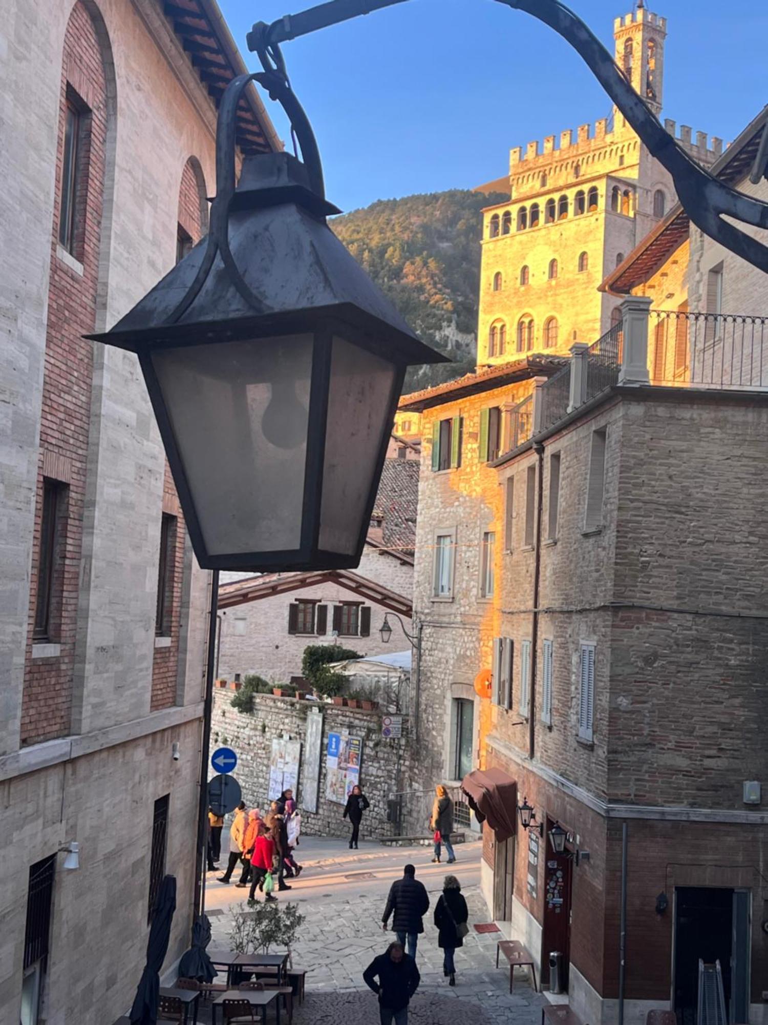 L'Inferno Di Dante Bed & Breakfast Gubbio Exterior photo